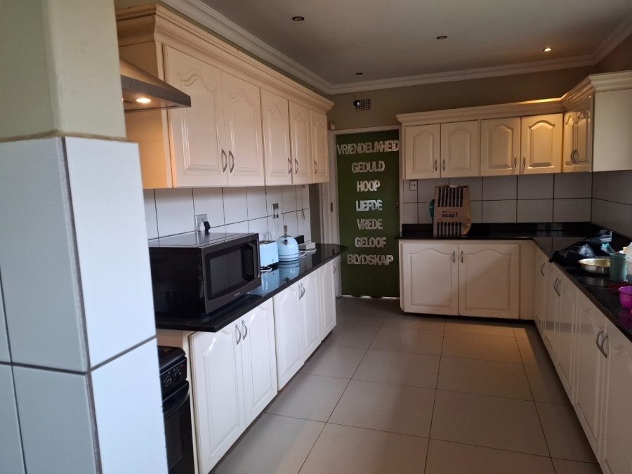 9 Bedroom Property for Sale in Universitas Free State